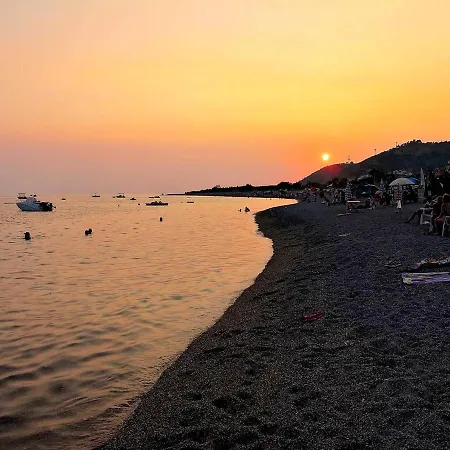Via Pezza Del Fondaco Palizzi Marina